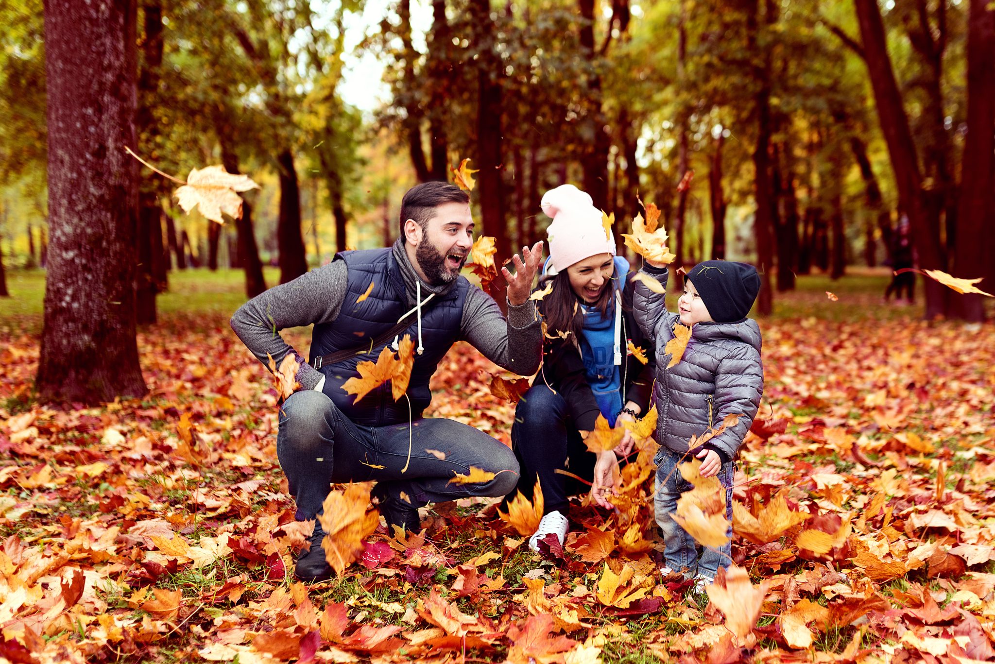 happy-family-in-autumn-in-new-york-city-suburb
