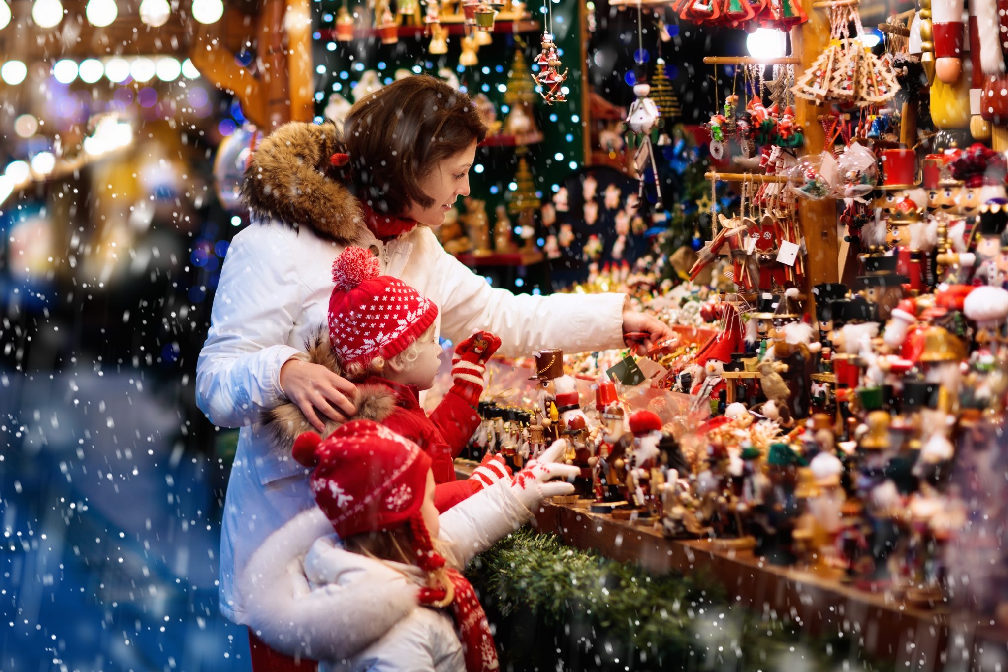 Family shopping at Christmas