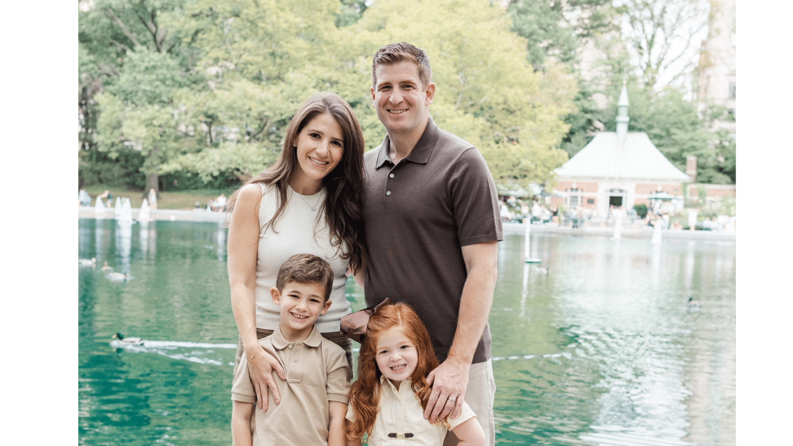 From Manhattan to Westport: The Schwartz Family’s Move to Connecticut Lauren and Evan Schwartz with their children in Westport, Connecticut after finding their perfect suburban fit through Suburban Jungle